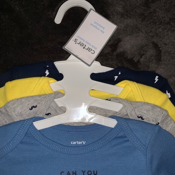 Carter’s 4 piece bodysuit set - Picture 3 of 6